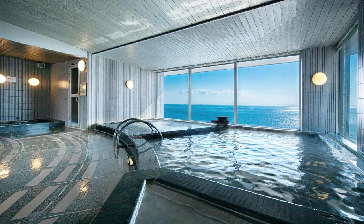 The Gran Resort Elegante Awajishima Buitenkant foto