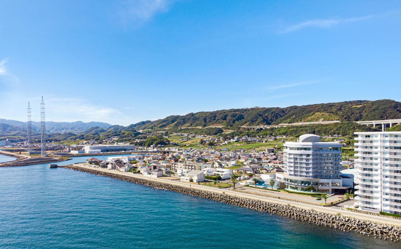 The Gran Resort Elegante Awajishima Buitenkant foto
