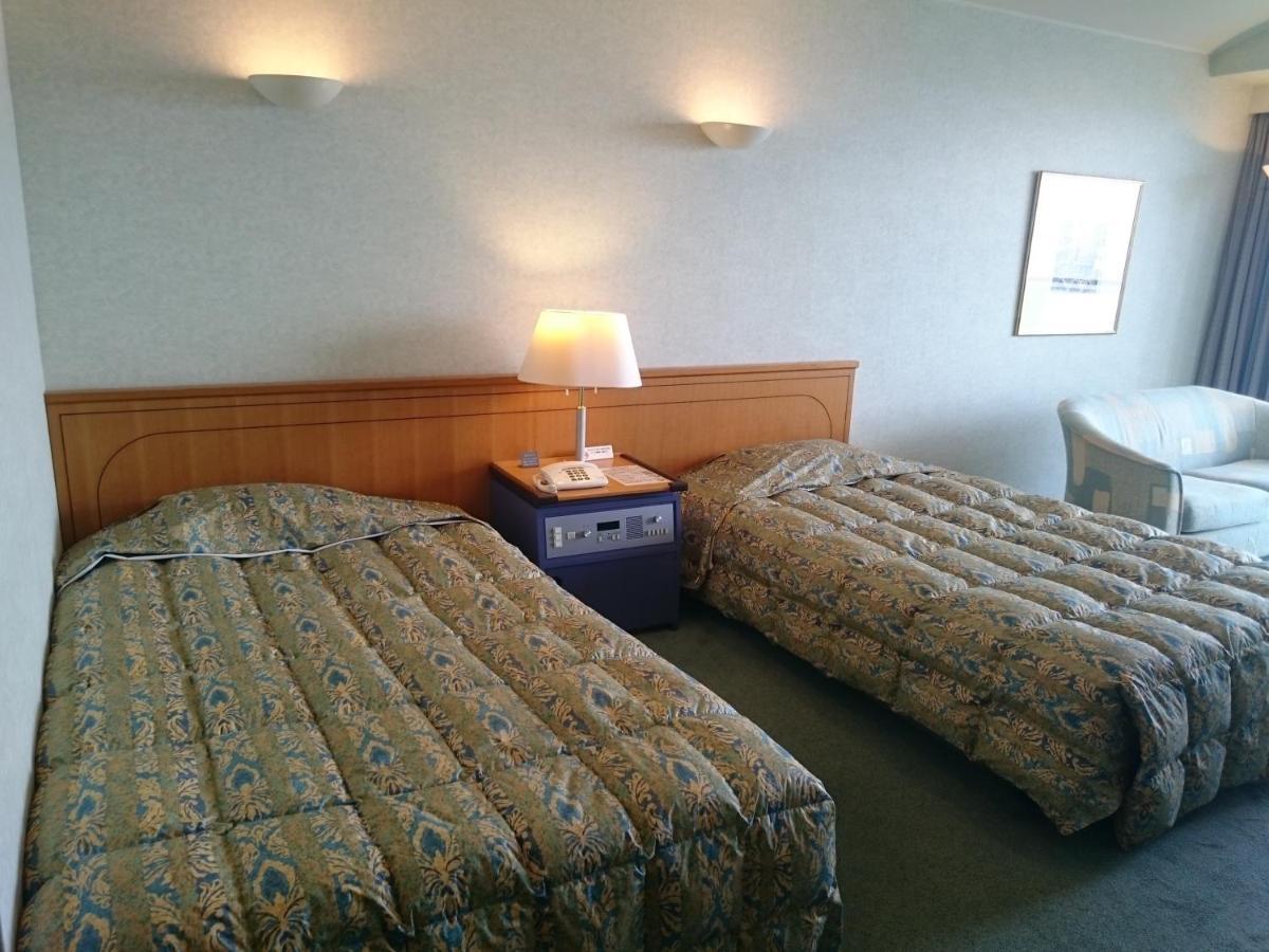 The Gran Resort Elegante Awajishima Buitenkant foto