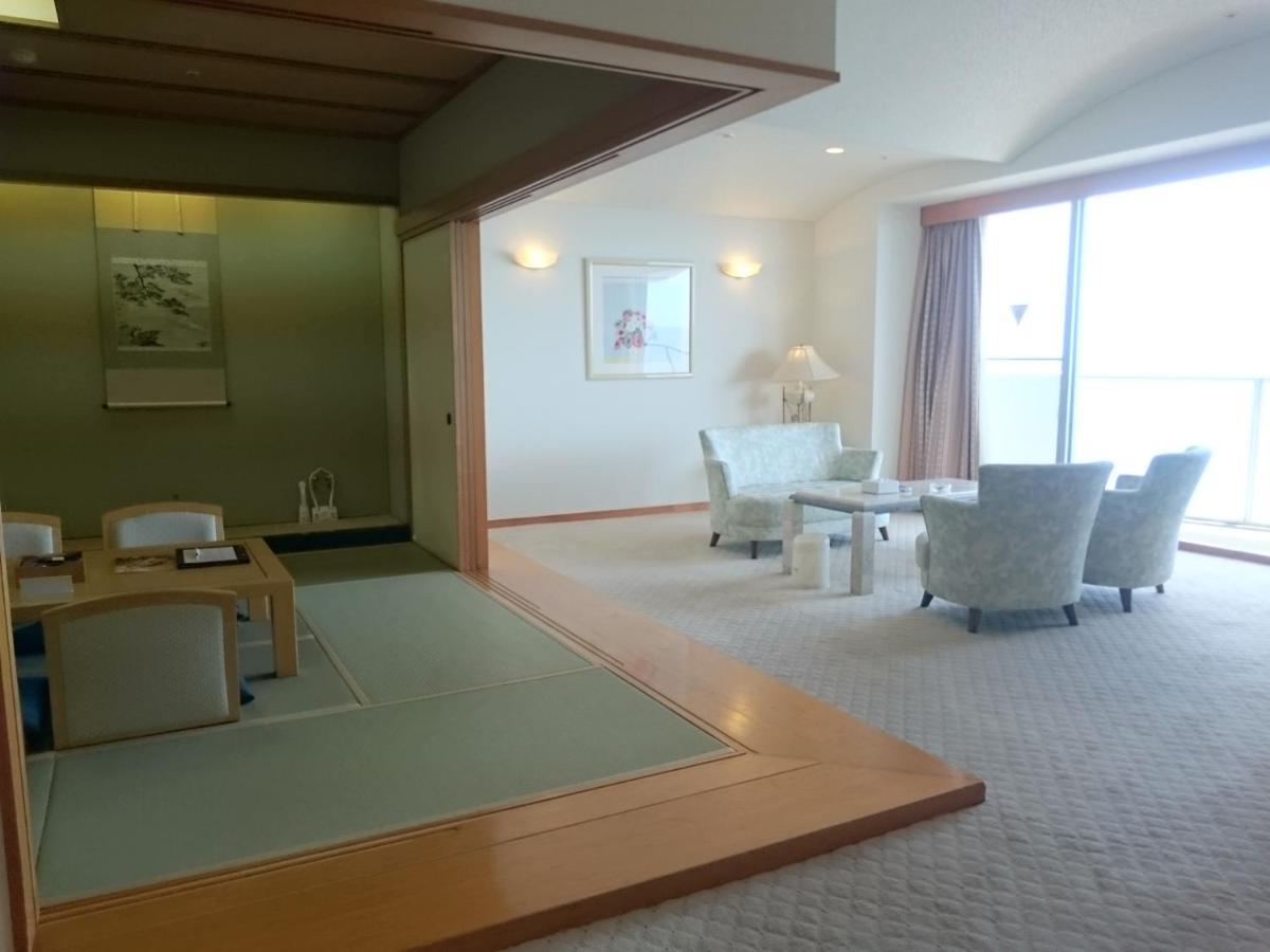 The Gran Resort Elegante Awajishima Buitenkant foto